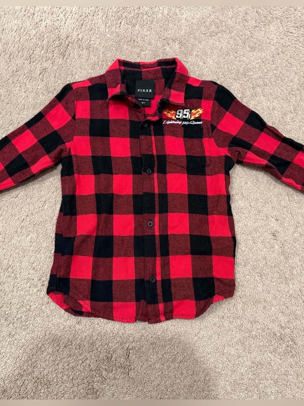Disney Cars Lighting McQueen Red & Black Plaid Button-Up Flannel 5T ( Kids)